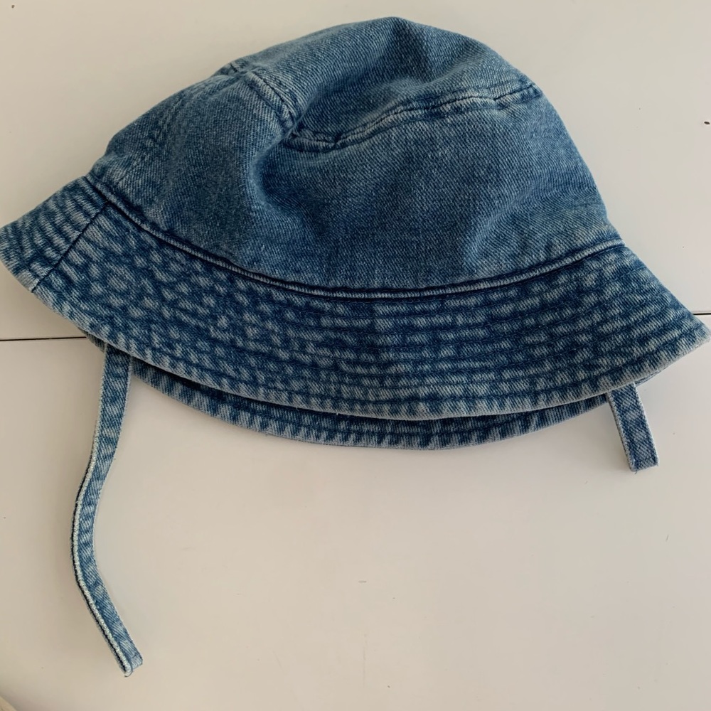 Baby denim bucket hat
